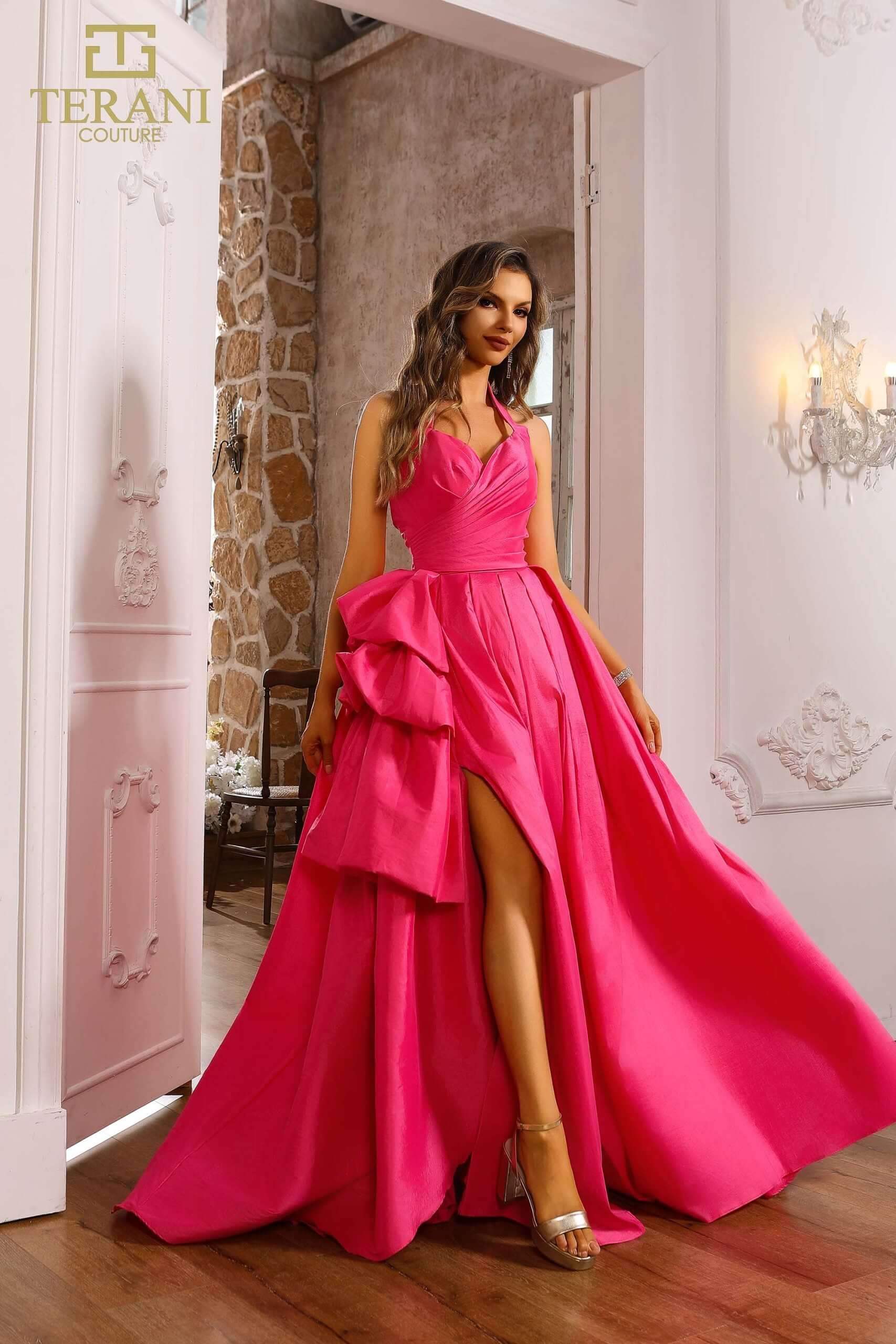 251P4058 TERANI Stretch Tafetta Sleeveless Halter Ballgown