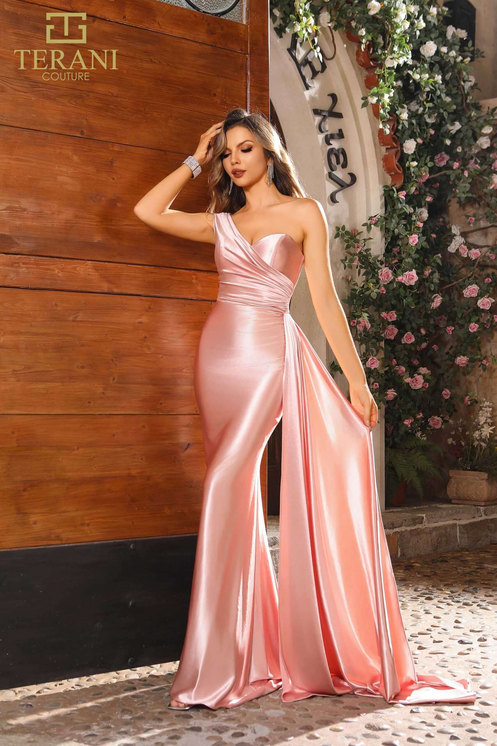 251P4123 TERANI Sleeveless Asymmetric Fit and Flare Prom Dress